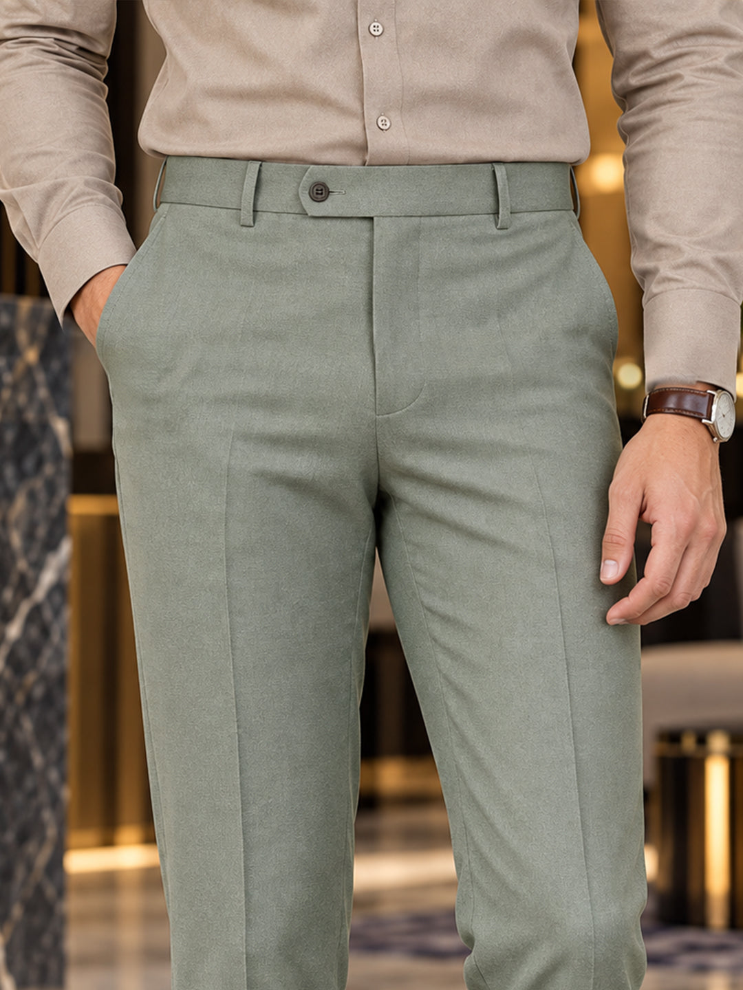 Light Pista Solid Formal Trousers