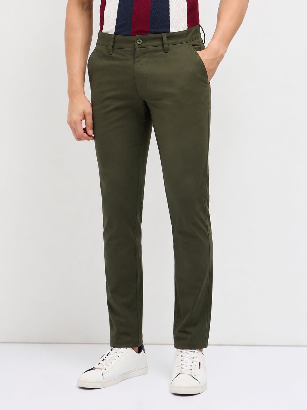 Olive Green Solid Casual Trousers